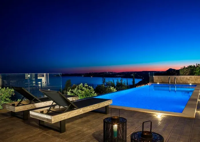 Mystique View *