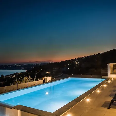 فيلة Mystique View *