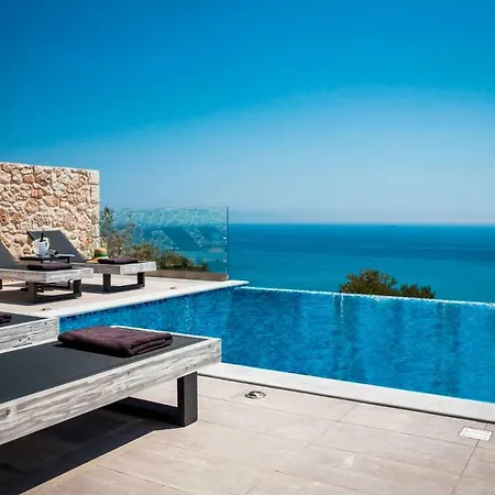 Mystique View فيلة *